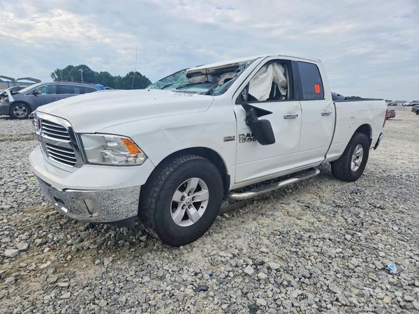 2014 RAM 1500 SLT