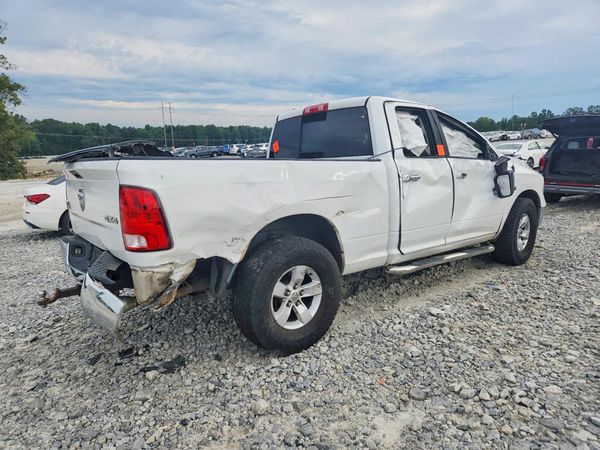 2014 RAM 1500 SLT
