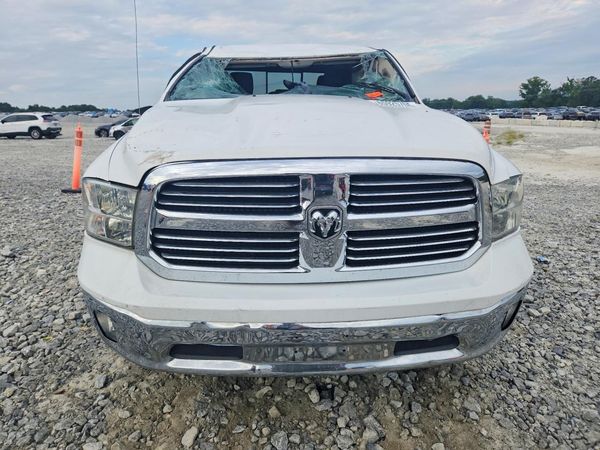 2014 RAM 1500 SLT