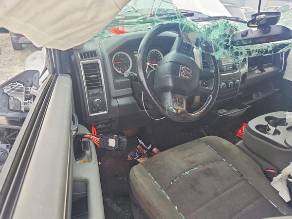 2014 RAM 1500 SLT