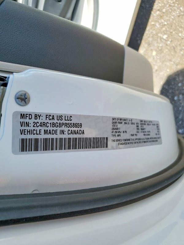 2023 CHRYSLER PACIFICA Touring L