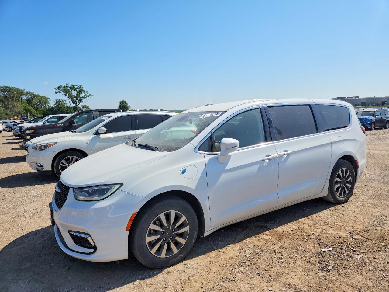 2022 CHRYSLER PACIFICA