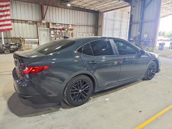 2026 TOYOTA CAMRY