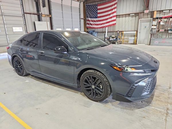 2026 TOYOTA CAMRY