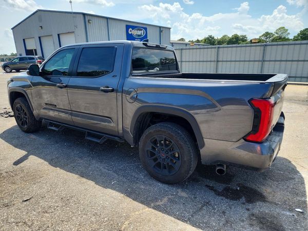 2024 TOYOTA TUNDRA
