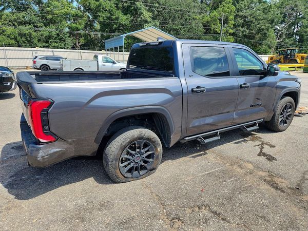2024 TOYOTA TUNDRA