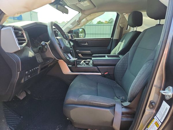 2024 TOYOTA TUNDRA