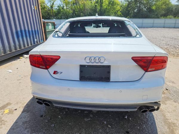 2013 AUDI S7 w/ Innovation Pkg