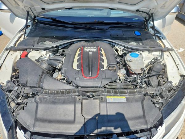 2013 AUDI S7 w/ Innovation Pkg
