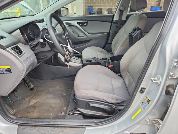 2013 HYUNDAI ELANTRA