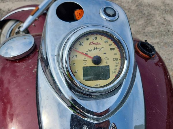 2018 INDIAN MOTORCYCLE CO. MOTORCYCLE