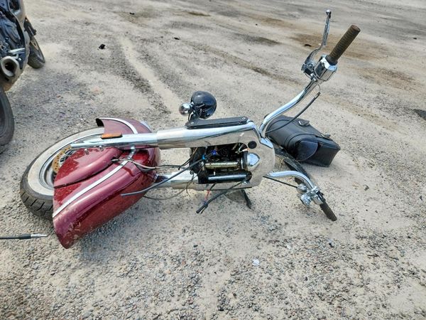 2018 INDIAN MOTORCYCLE CO. MOTORCYCLE