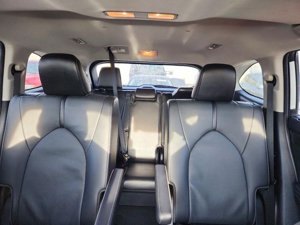 2021 TOYOTA HIGHLANDER Limited — SUVN