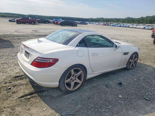 2016 MERCEDES-BENZ SLK SLK350