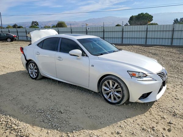 2016 LEXUS IS