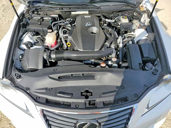 2016 LEXUS IS