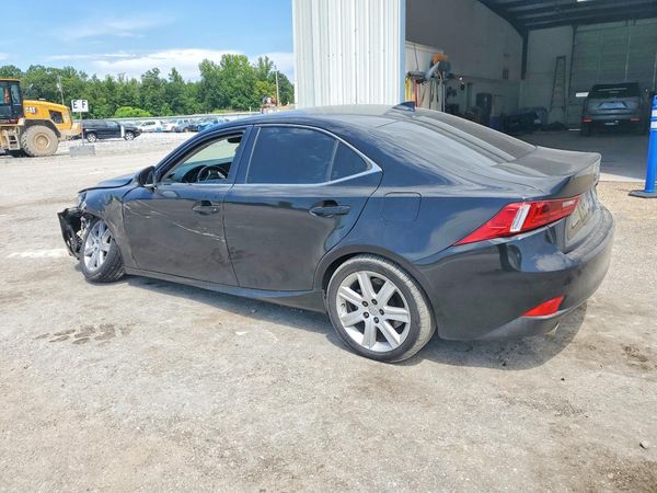 2016 LEXUS IS 200t