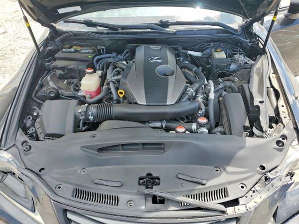 2016 LEXUS IS 200t