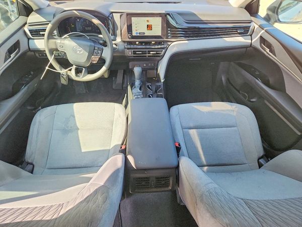 2025 TOYOTA CAMRY