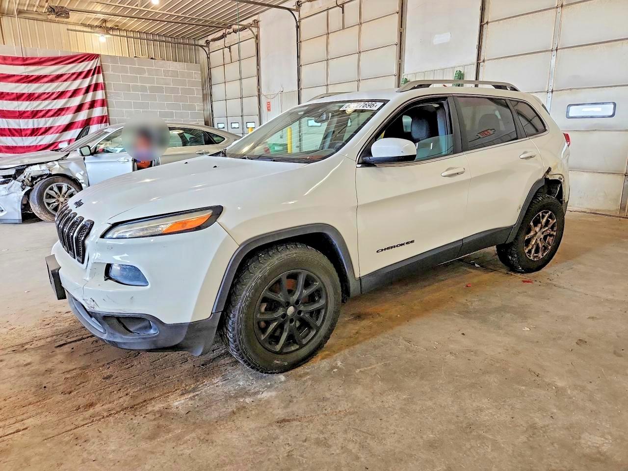 2015 JEEP CHEROKEE LATITUDE FWD