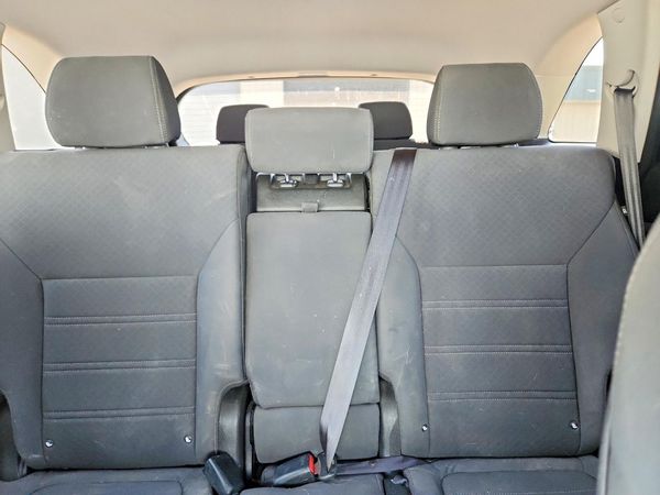 2017 KIA SORENTO L, LX