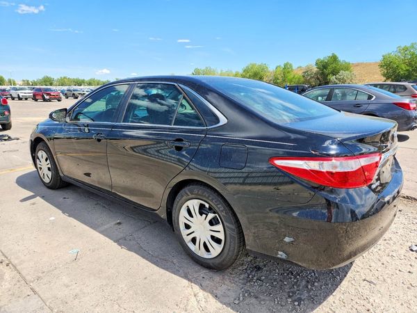 2016 TOYOTA CAMRY