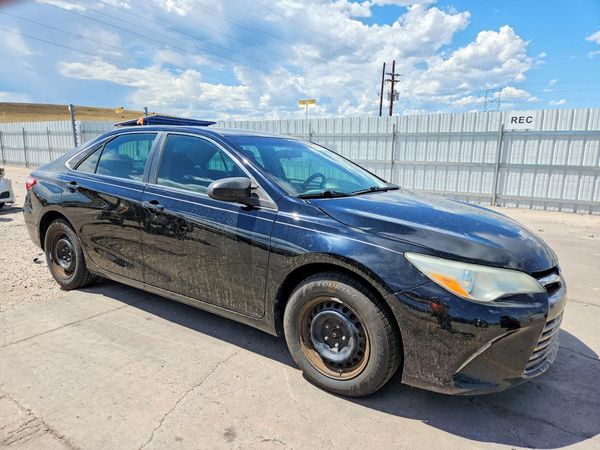 2016 TOYOTA CAMRY