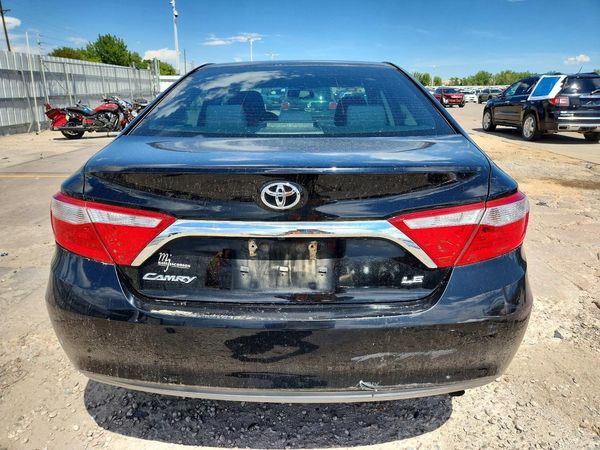2016 TOYOTA CAMRY