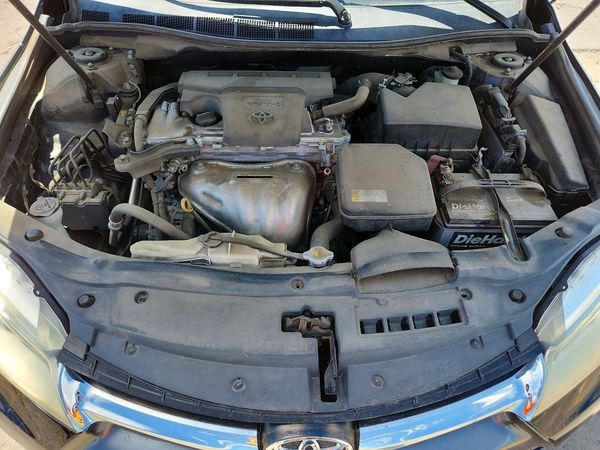 2016 TOYOTA CAMRY