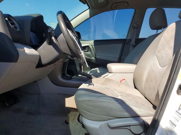 2012 TOYOTA RAV4 Standard