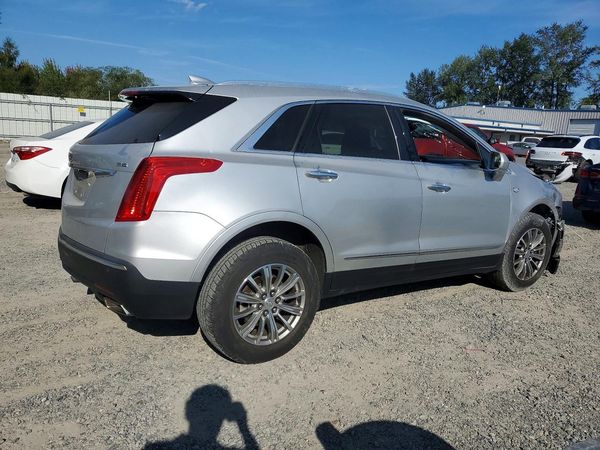2017 CADILLAC XT5 Luxury