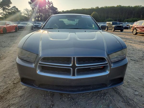 2012 DODGE CHARGER SE