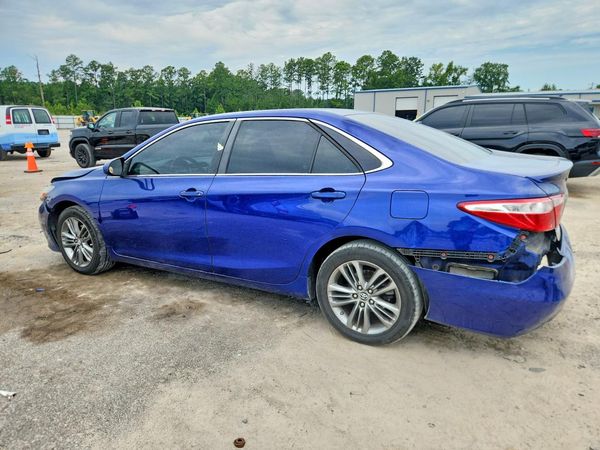2015 TOYOTA CAMRY