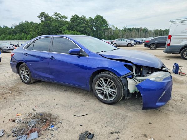 2015 TOYOTA CAMRY