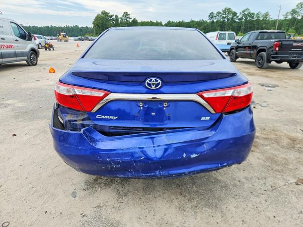 2015 TOYOTA CAMRY