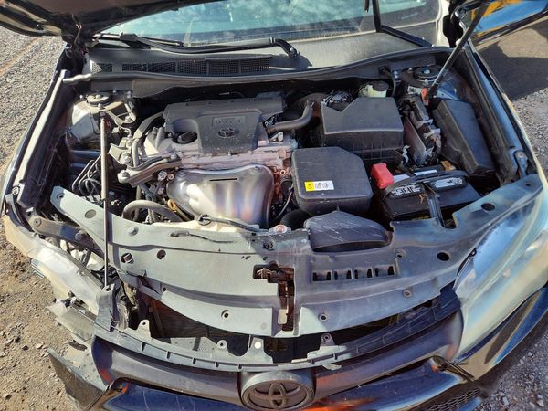 2017 TOYOTA CAMRY LE/SE/XLE/XSE — Engine bay