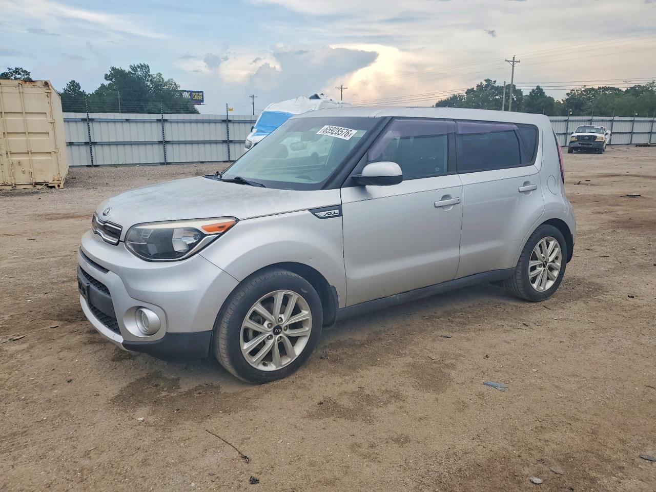 2017 KIA SOUL