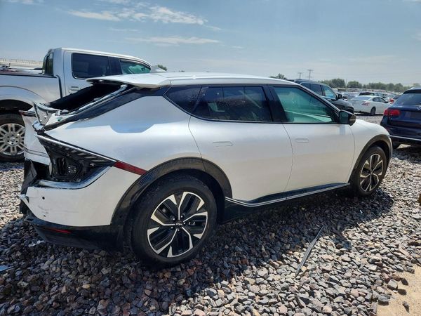 2023 KIA EV6