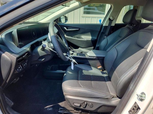 2023 KIA EV6
