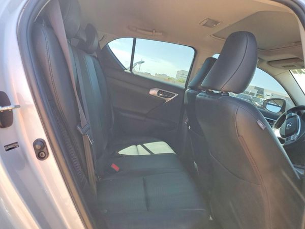 2012 LEXUS CT 200h