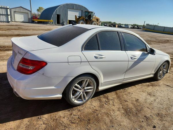 2014 MERCEDES-BENZ C C300 4 MATIC