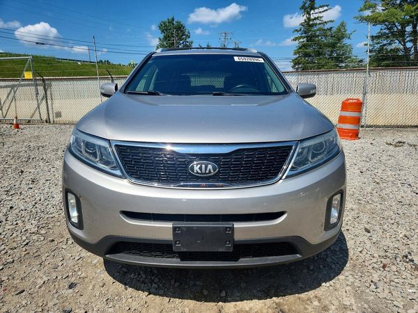 2014 KIA SORENTO Base/ LX