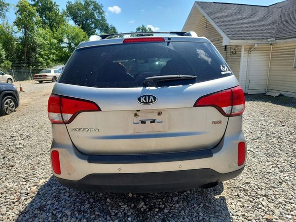 2014 KIA SORENTO Base/ LX
