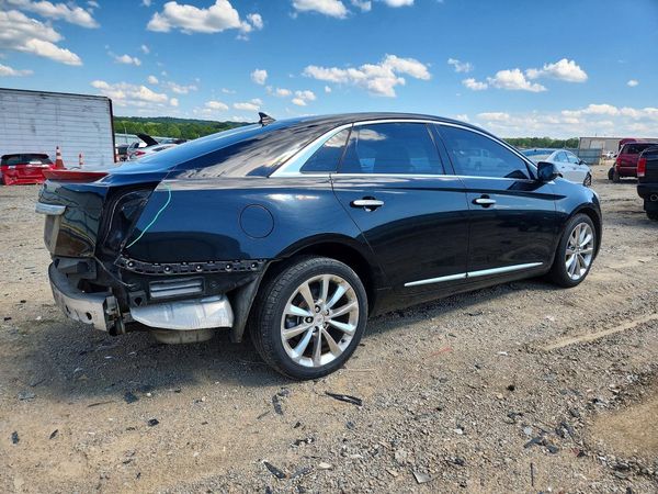 2013 CADILLAC XTS Luxury