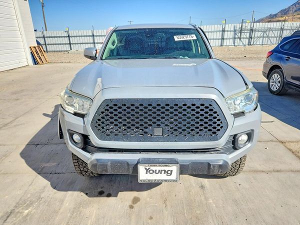 2019 TOYOTA TACOMA SR5