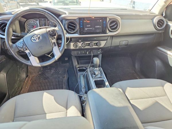 2019 TOYOTA TACOMA SR5