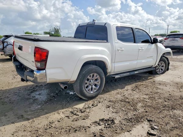 2018 TOYOTA TACOMA