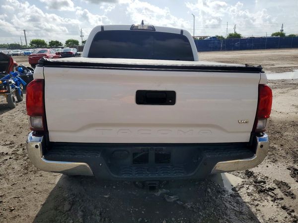 2018 TOYOTA TACOMA