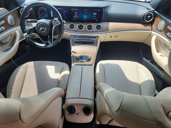 2022 MERCEDES-BENZ E