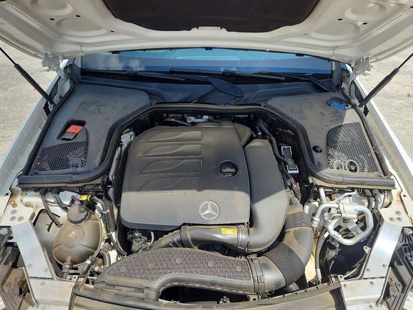 2022 MERCEDES-BENZ E